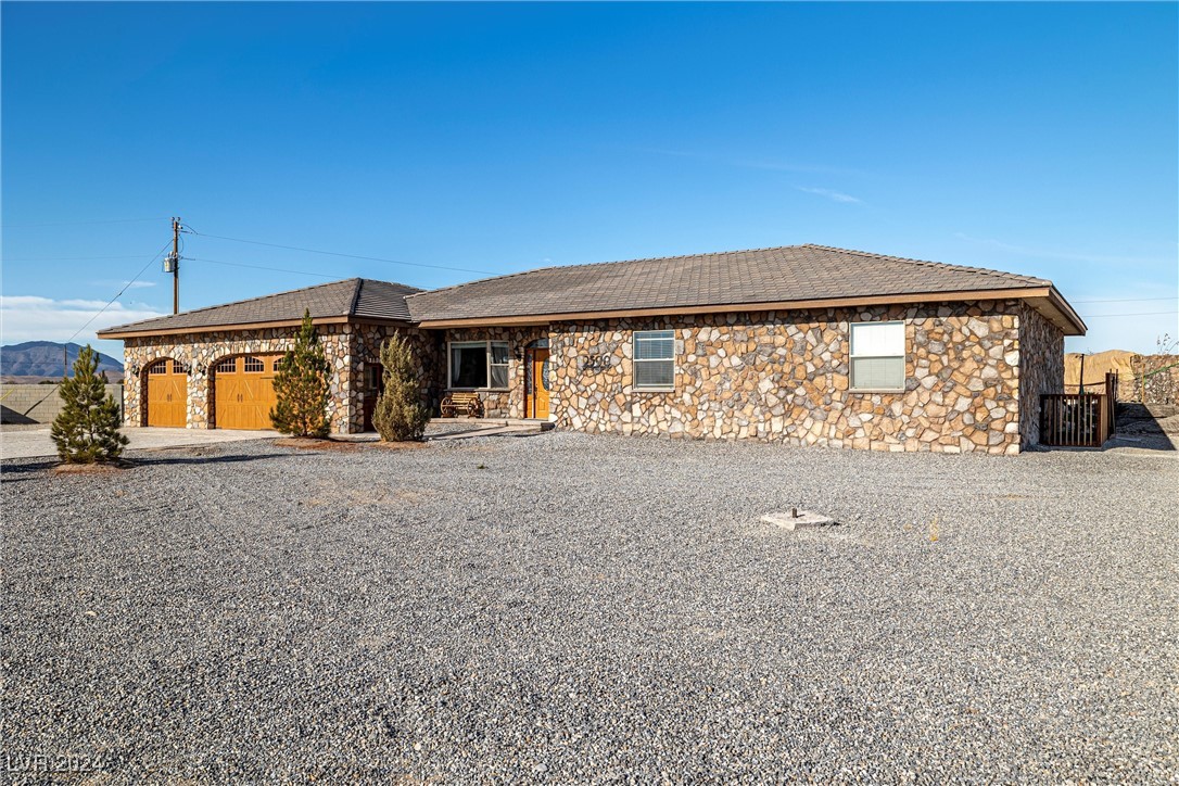 2590 W Betty Avenue, Pahrump, Nevada image 7