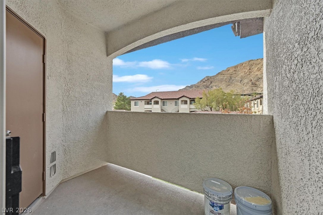 3350 Cactus Shadow Street 201