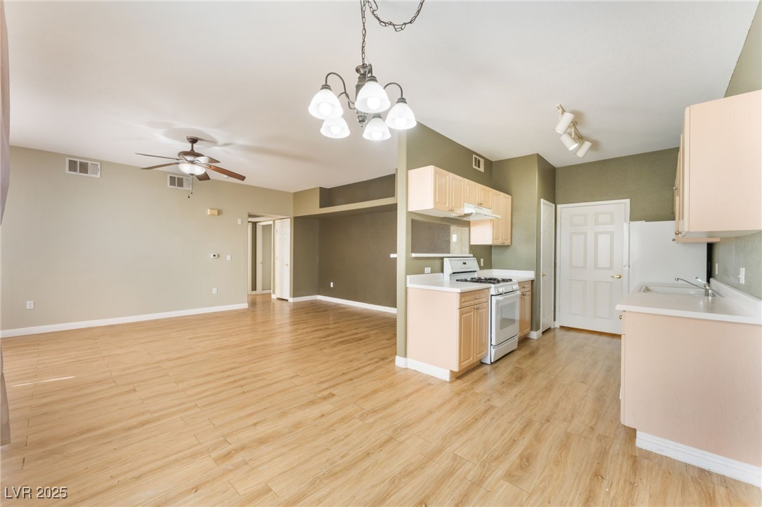 1401 N Michael Way 153