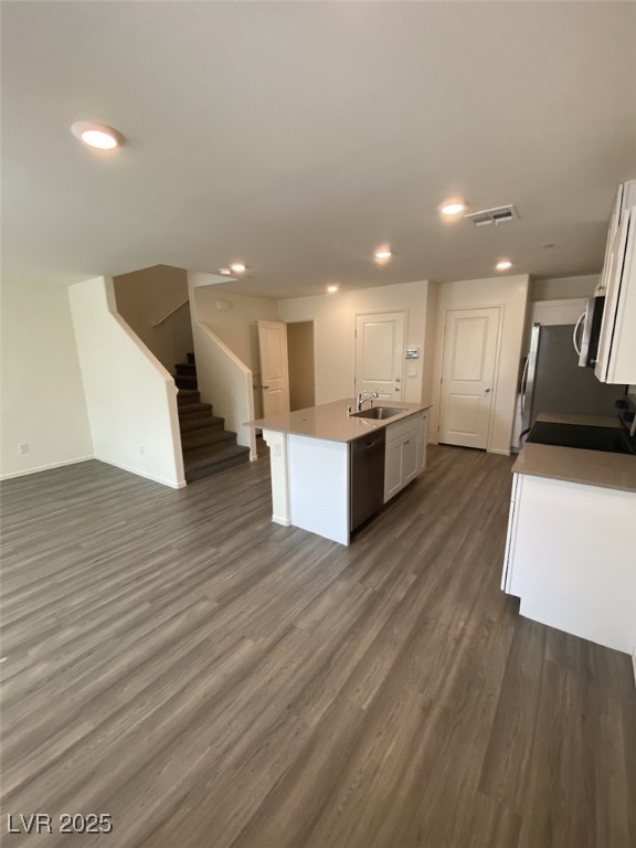 Henderson, Nevada 89044, United States, 3 Bedrooms Bedrooms, ,3 BathroomsBathrooms,Residential,Active,170250