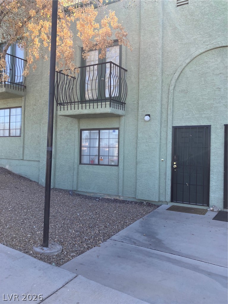 7095 Burcot Avenue F83