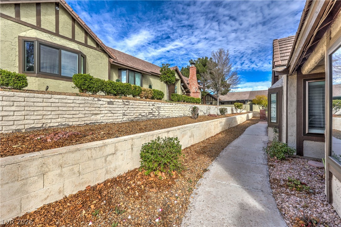 3953 Landsdown Place