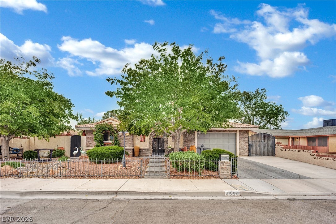 4550 Silver Peak Street