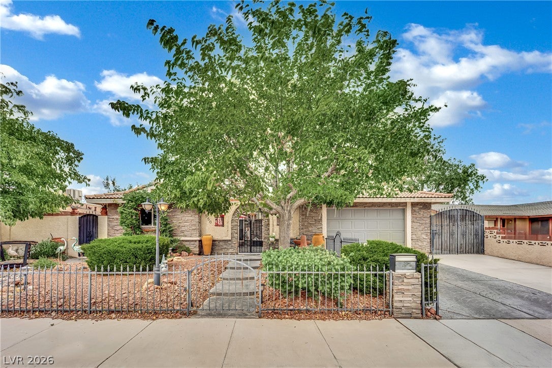 4550 Silver Peak Street