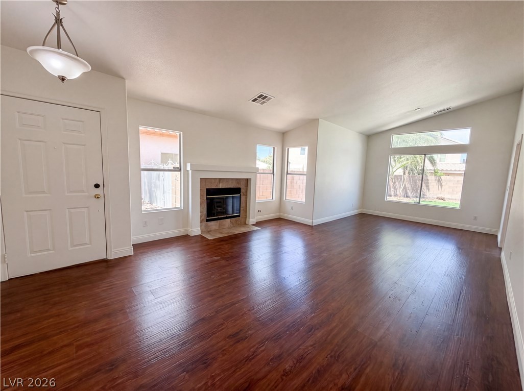 2080 Sierra Stone