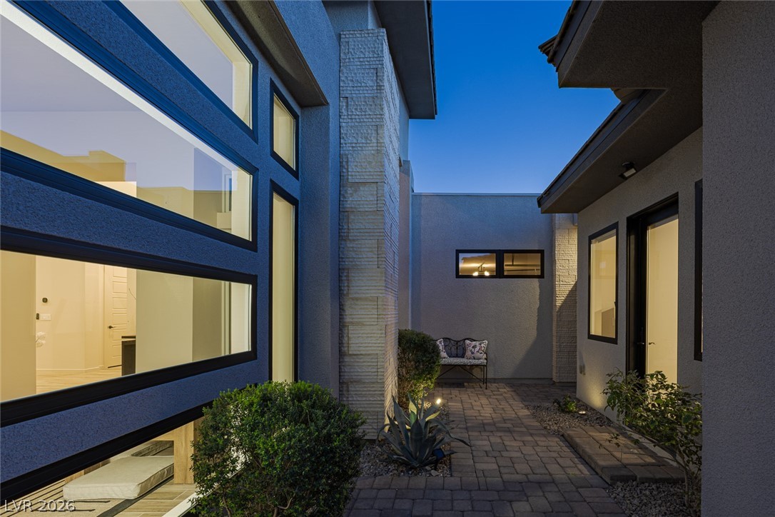 5192 Rock Daisy Drive