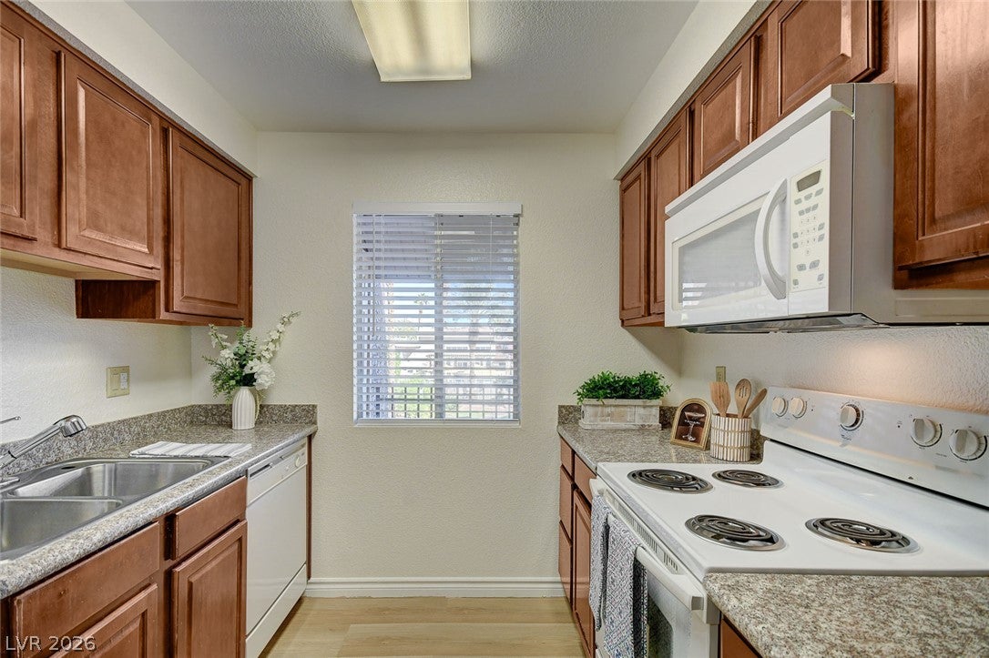 5116 River Glen Drive 228