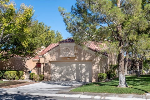 Townhouse For Sale - 2924 Linkview Drive<br/> Las Vegas, NV 89134