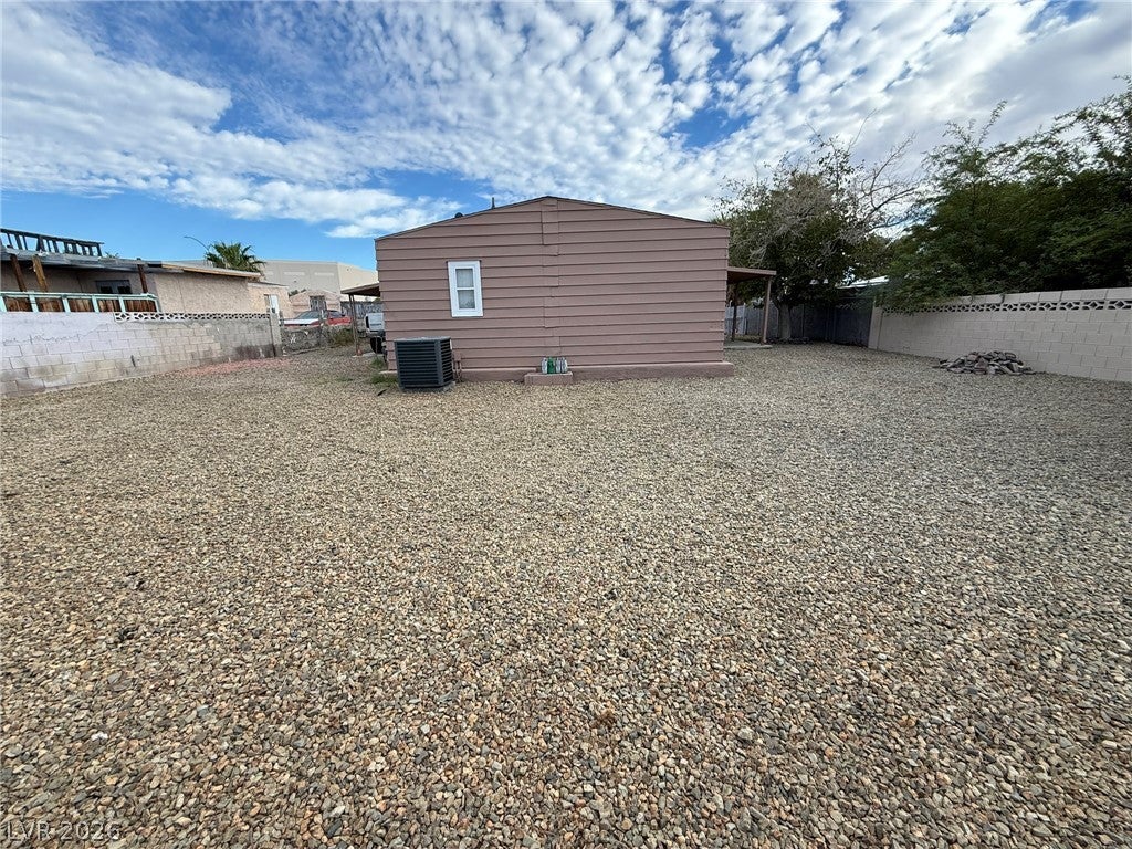 4395 Amargosa Way