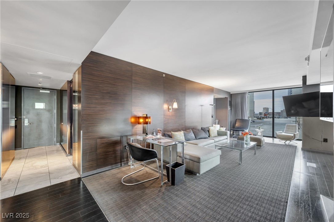 Properties 4 4381 West Flamingo Road 8322