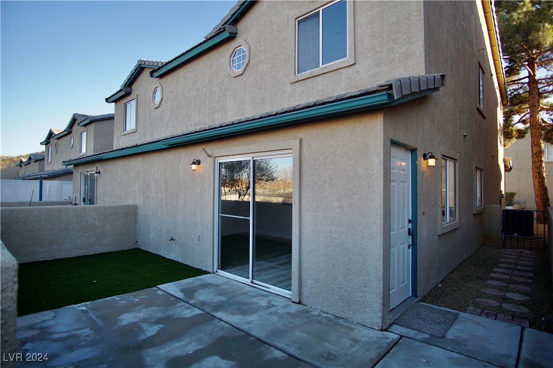 5746 Wind Dancer Drive, Las Vegas, Nevada image 4