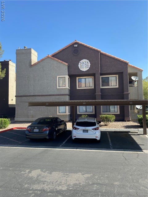 Condo For Rent - 5028 S S Rainbow Boulevard #102<br/> Clark County, Las Vegas, NV 89118