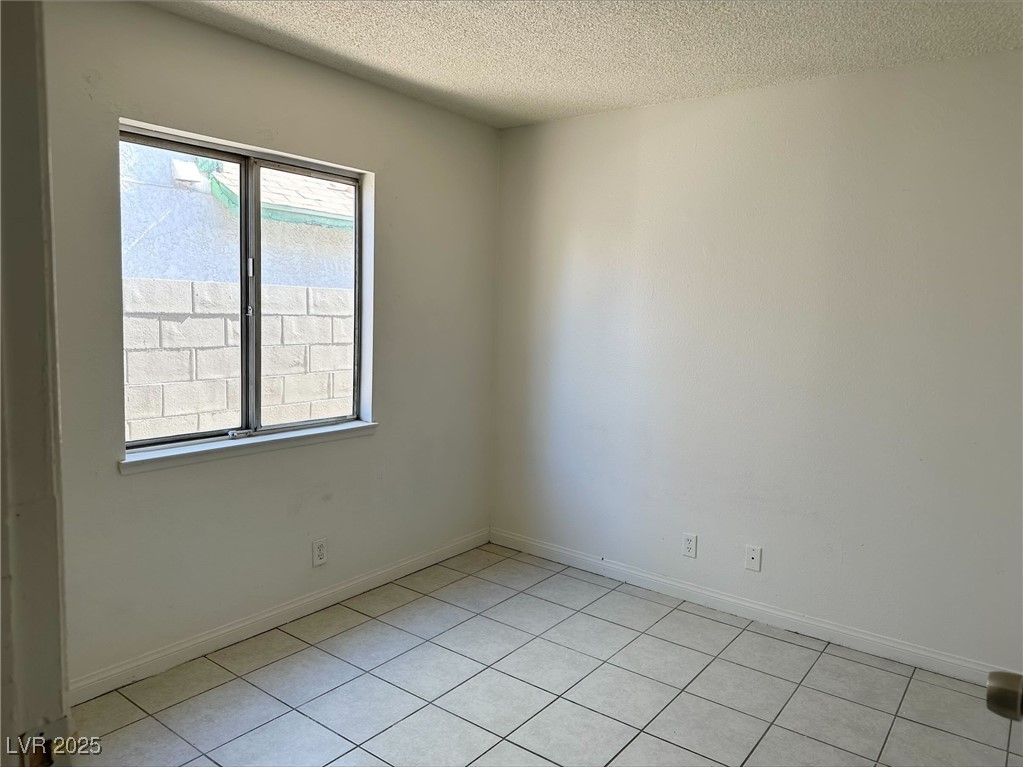 Las Vegas, Nevada 89142, United States, 3 Bedrooms Bedrooms, ,2 BathroomsBathrooms,Residential,Active,123738
