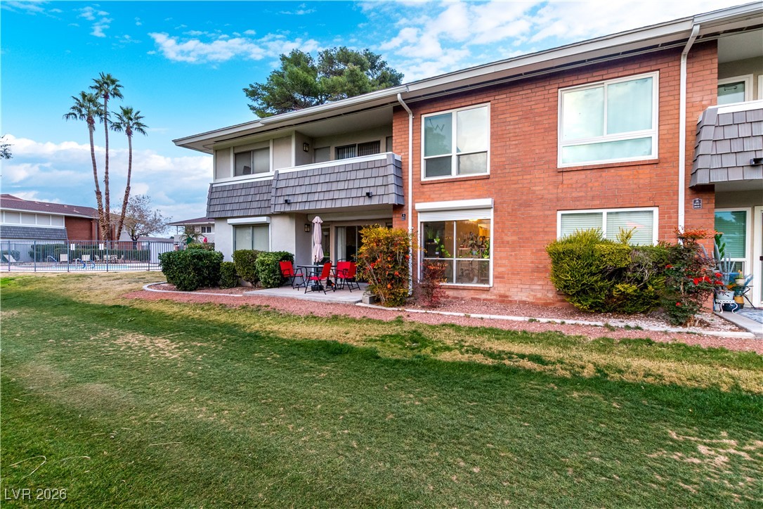 2879 Geary Place 2813