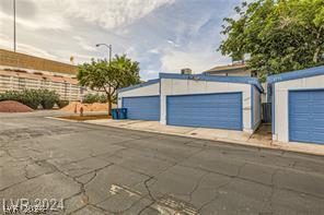 4232 Kona Coast Way