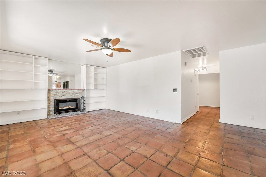 6604 Larchwood Lane
