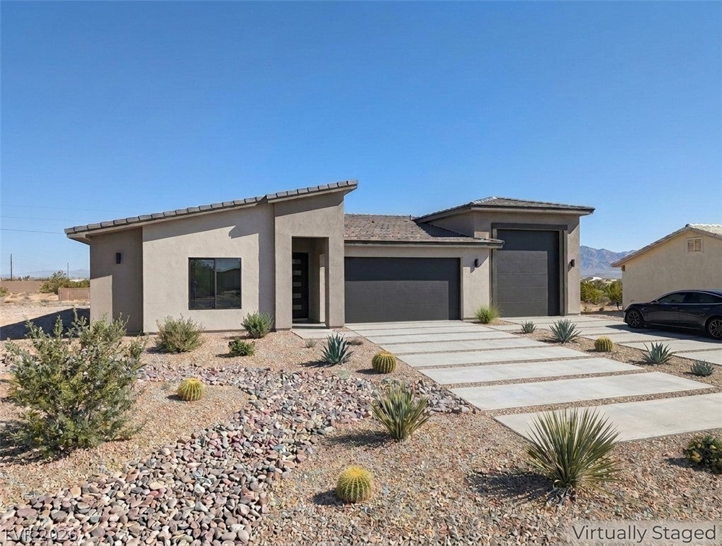 2921 Acoma