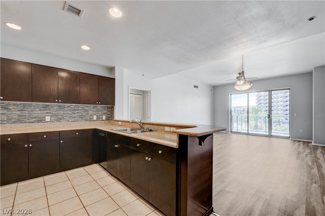 8255 S Las Vegas Boulevard 315