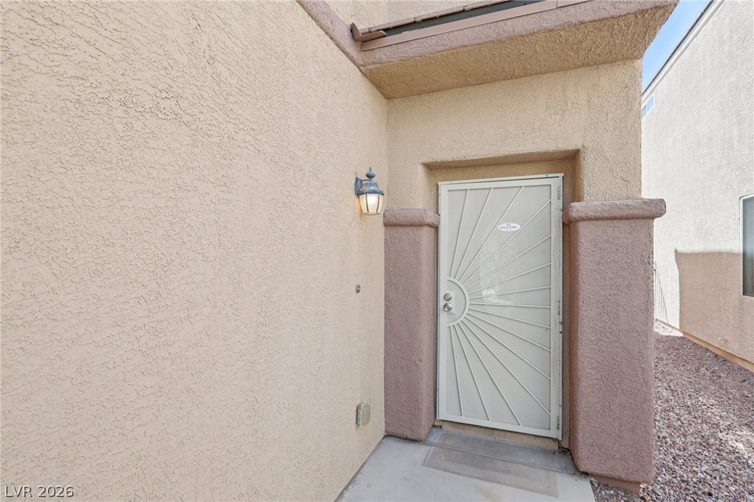 8723 Evan Lilas Street