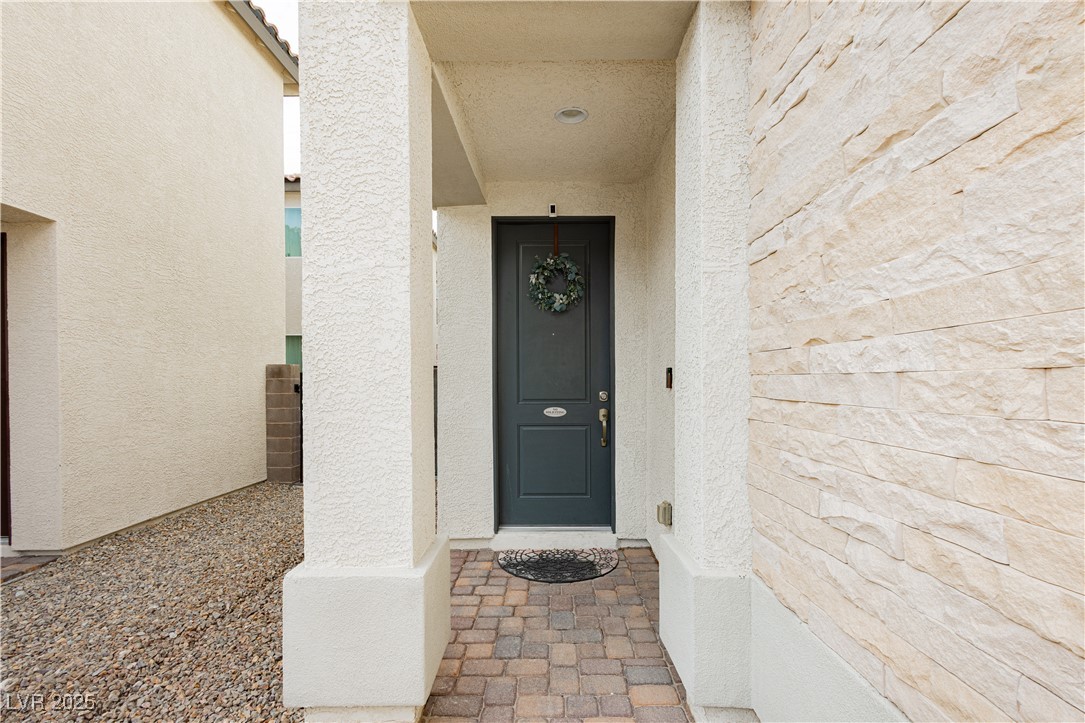 4529 Eagle Nest Peak Street