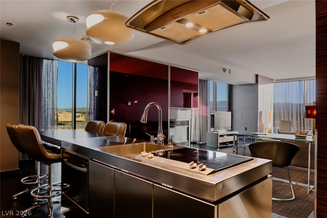 4381 W Flamingo Road 12321