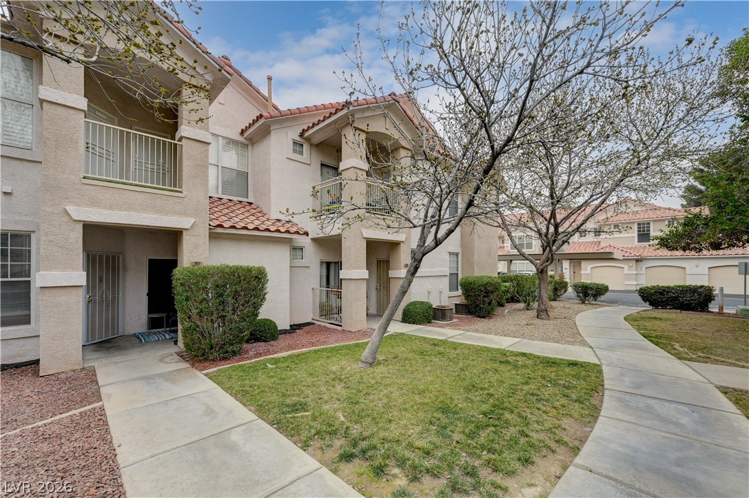 8555 W Russell Road 1017