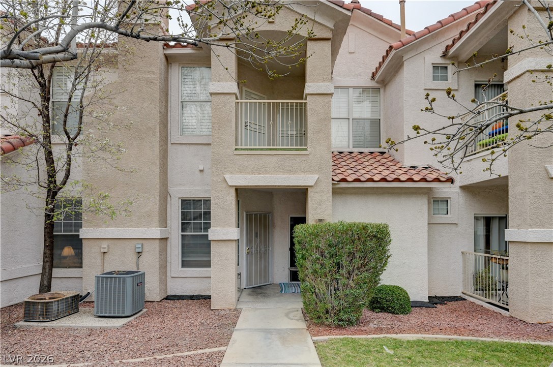 8555 W Russell Road 1017