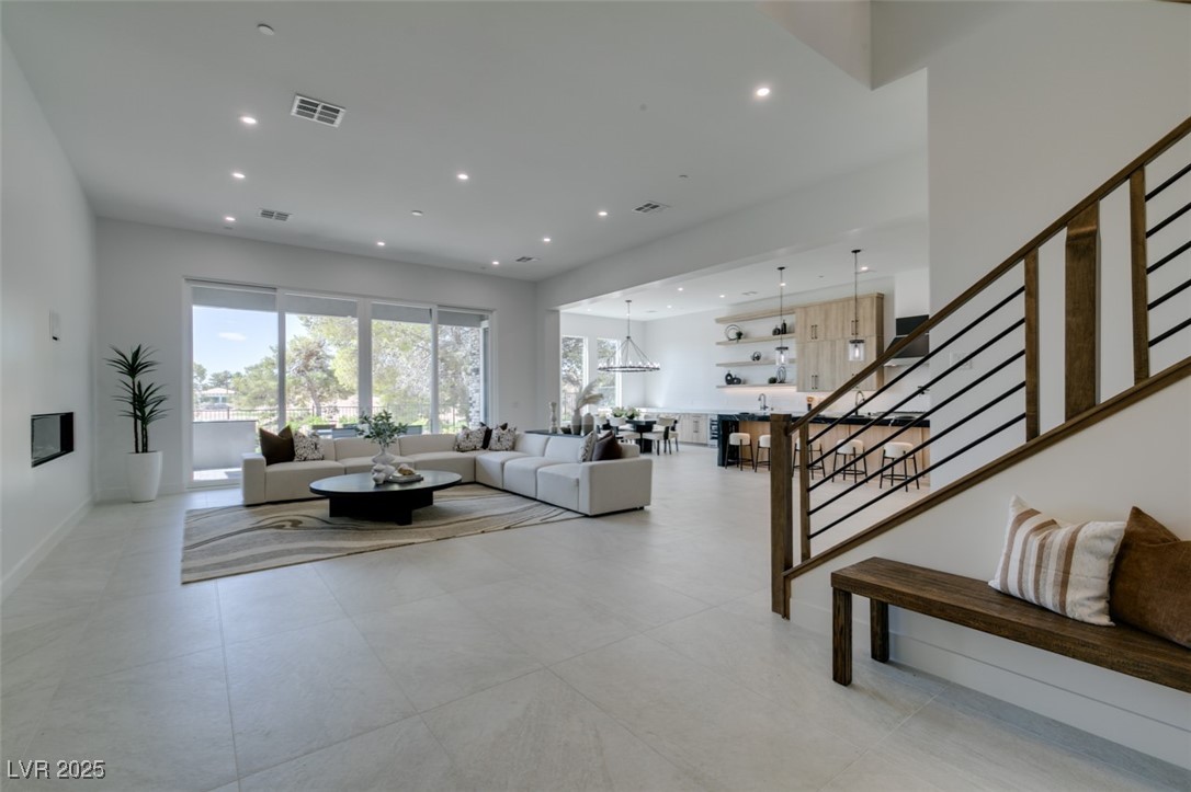 8721 Robinson Ridge Drive