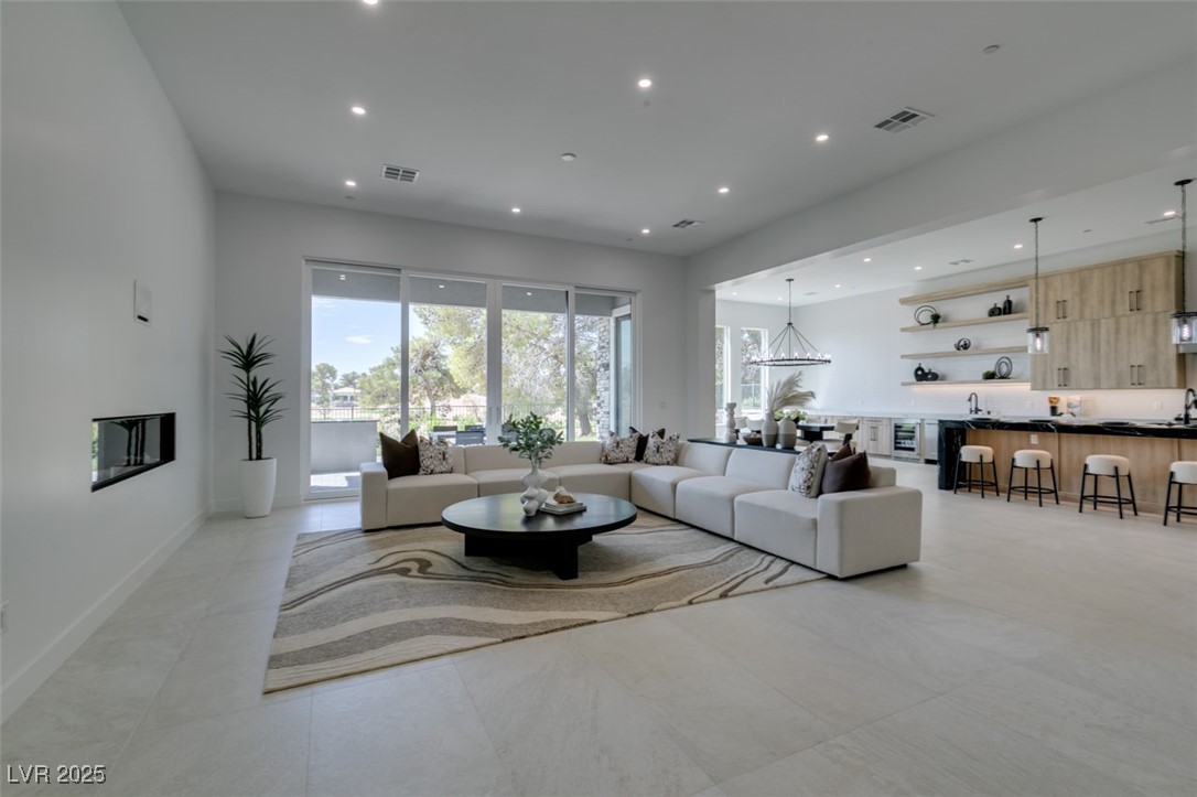 8721 Robinson Ridge Drive
