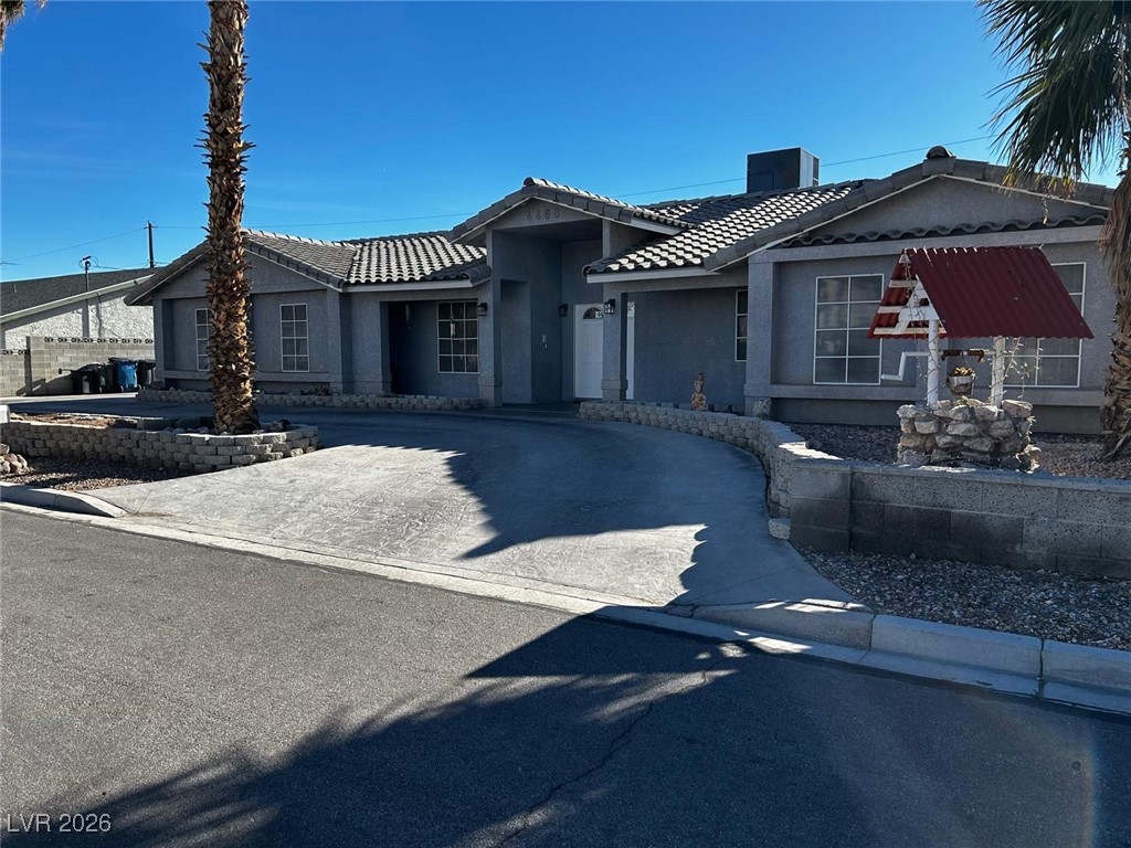 4465 E Cleveland Avenue