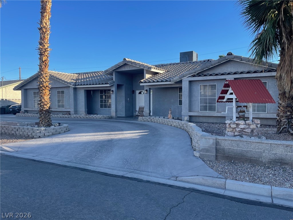 4465 E Cleveland Avenue