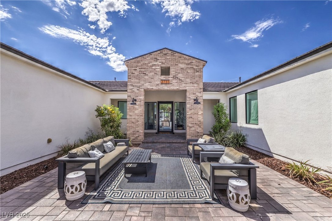 Properties 4 3731 Caesars Circle