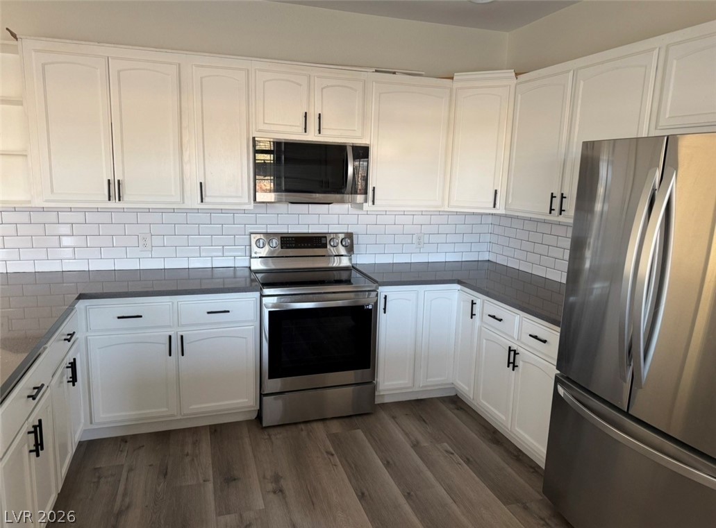 2770 Sagebrush Avenue