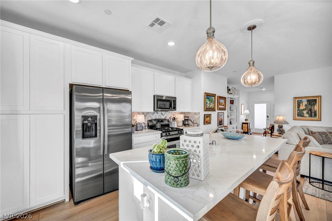 894 Heritage Bend Drive