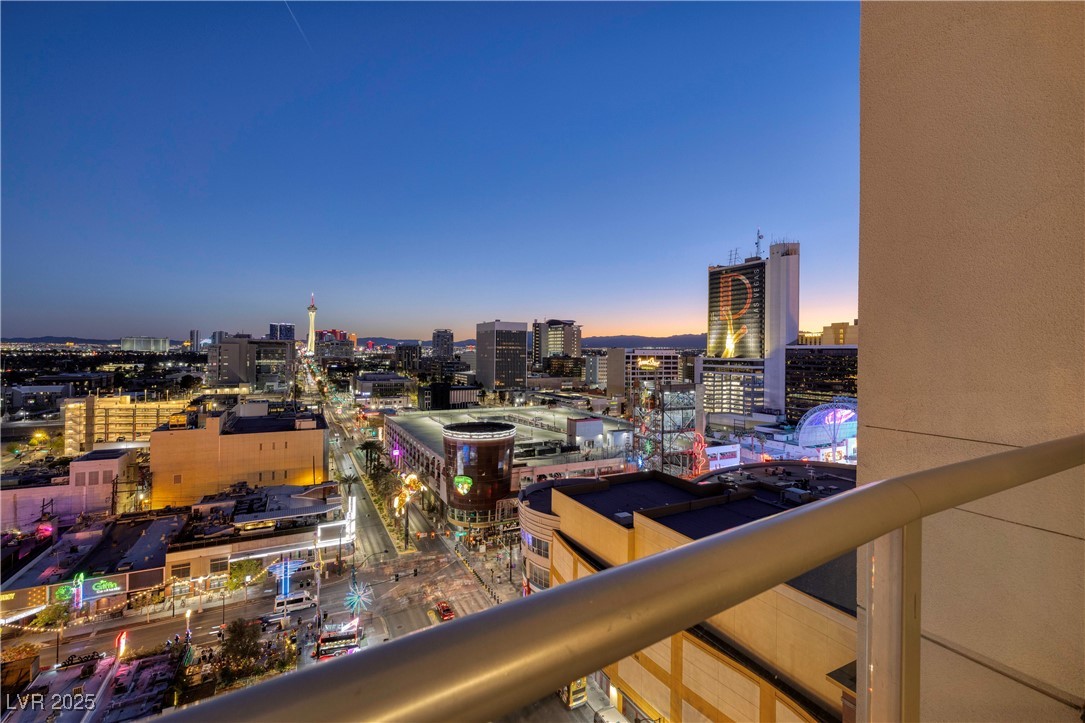 150 Las Vegas Boulevard 1707