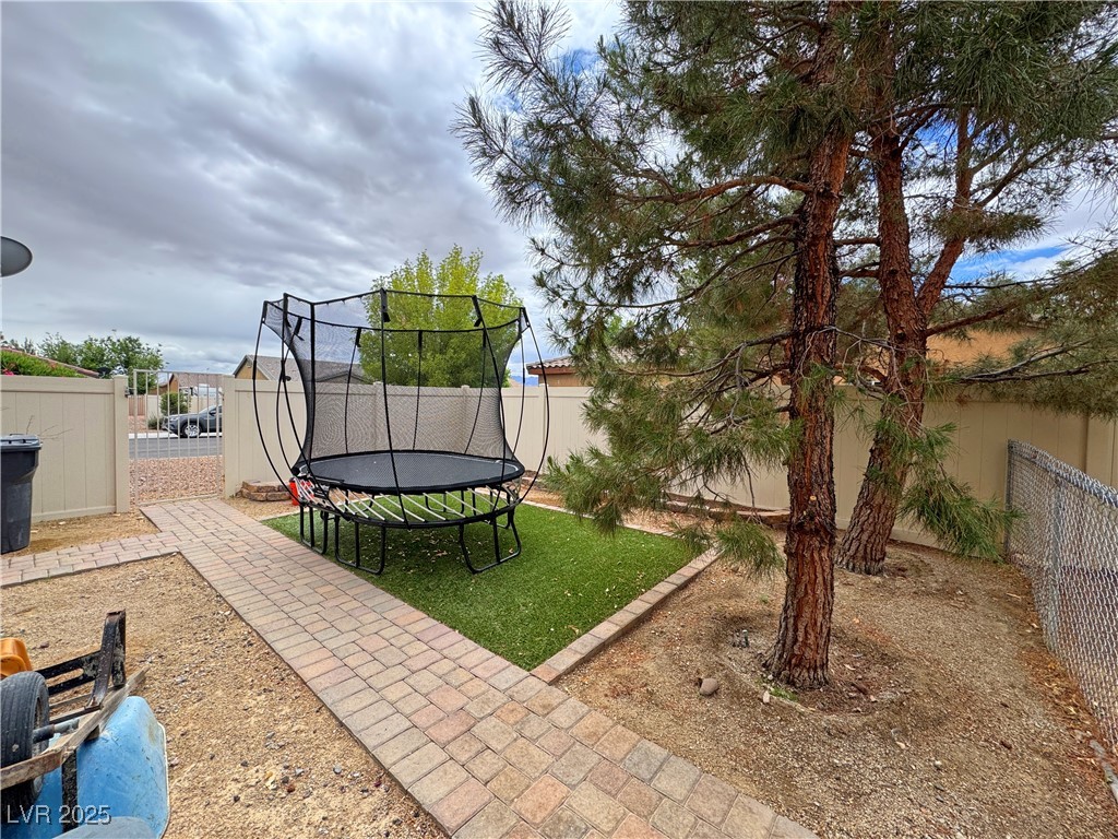 2598 Fountain Avenue, Pahrump, Nevada image 29