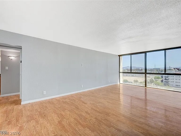 3930 University Center Drive 806