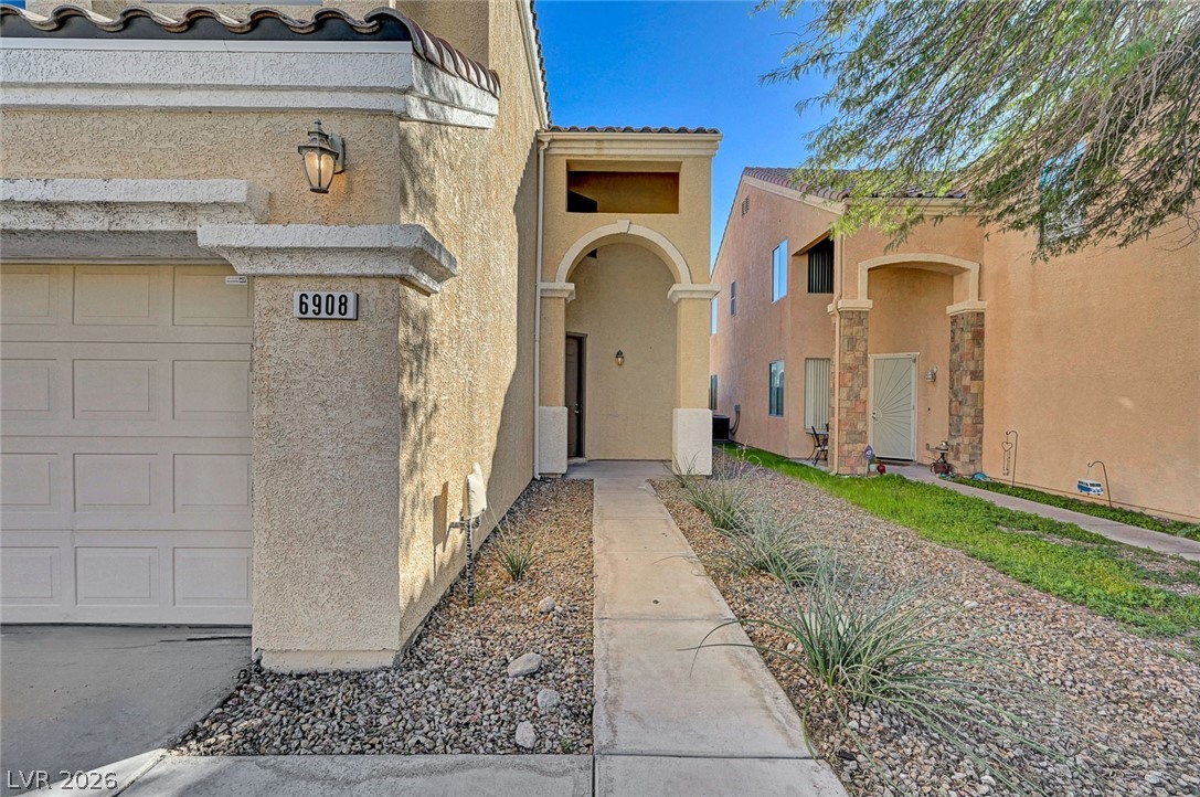 6908 Gothic Marigold Street