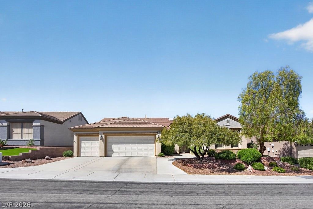 Photo of 1831 Morganton Drive, Henderson, NV 89052 (MLS # 2776520)