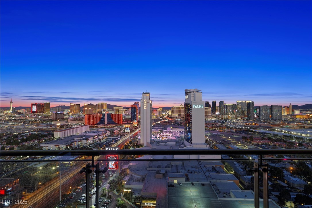 4381 W FLAMINGO Road 1102/1104