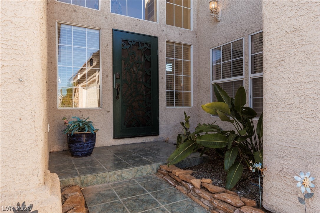 8215 Vista Colorado Street