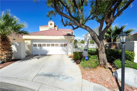 Homes For Sale - 7208 Crooked Bow Circle<br/> Las Vegas, NV 89149