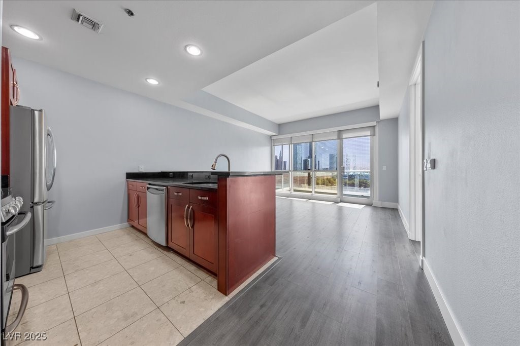4575 DEAN MARTIN Drive 1201