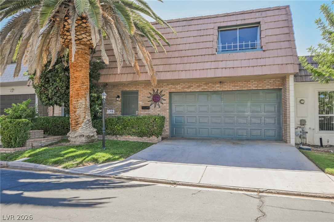 3823 Sinclair Street