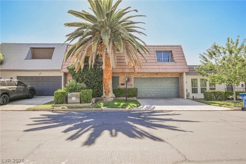 Townhouse For Sale - 3823 Sinclair Street<br/> Las Vegas, NV 89121