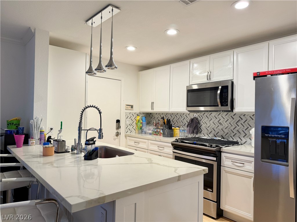 8452 Boseck Drive 186