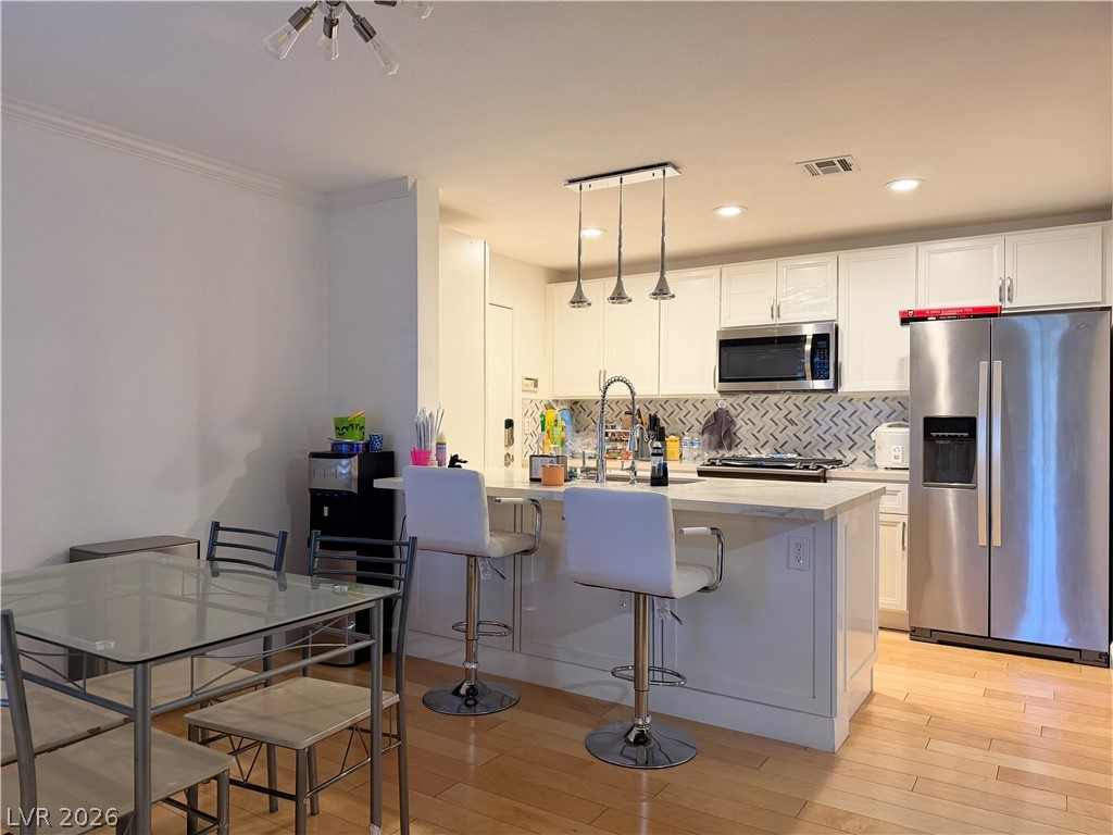 8452 Boseck Drive 186