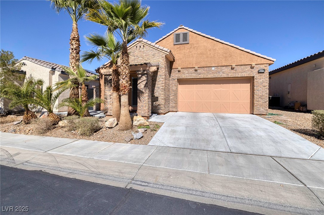 472 Via Stretto Avenue, Henderson, Nevada image 5