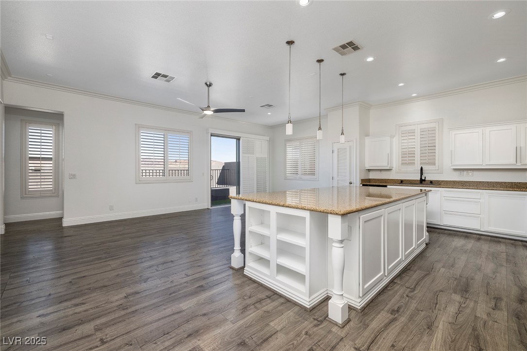 472 Via Stretto Avenue, Henderson, Nevada image 10