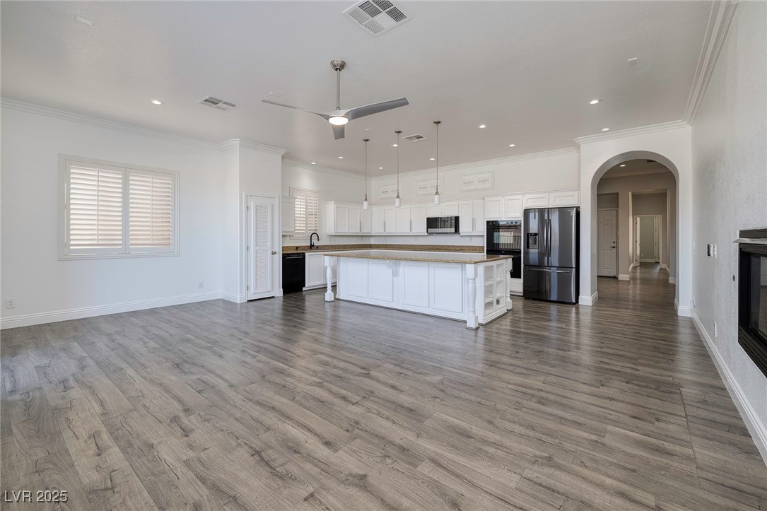 472 Via Stretto Avenue, Henderson, Nevada image 16